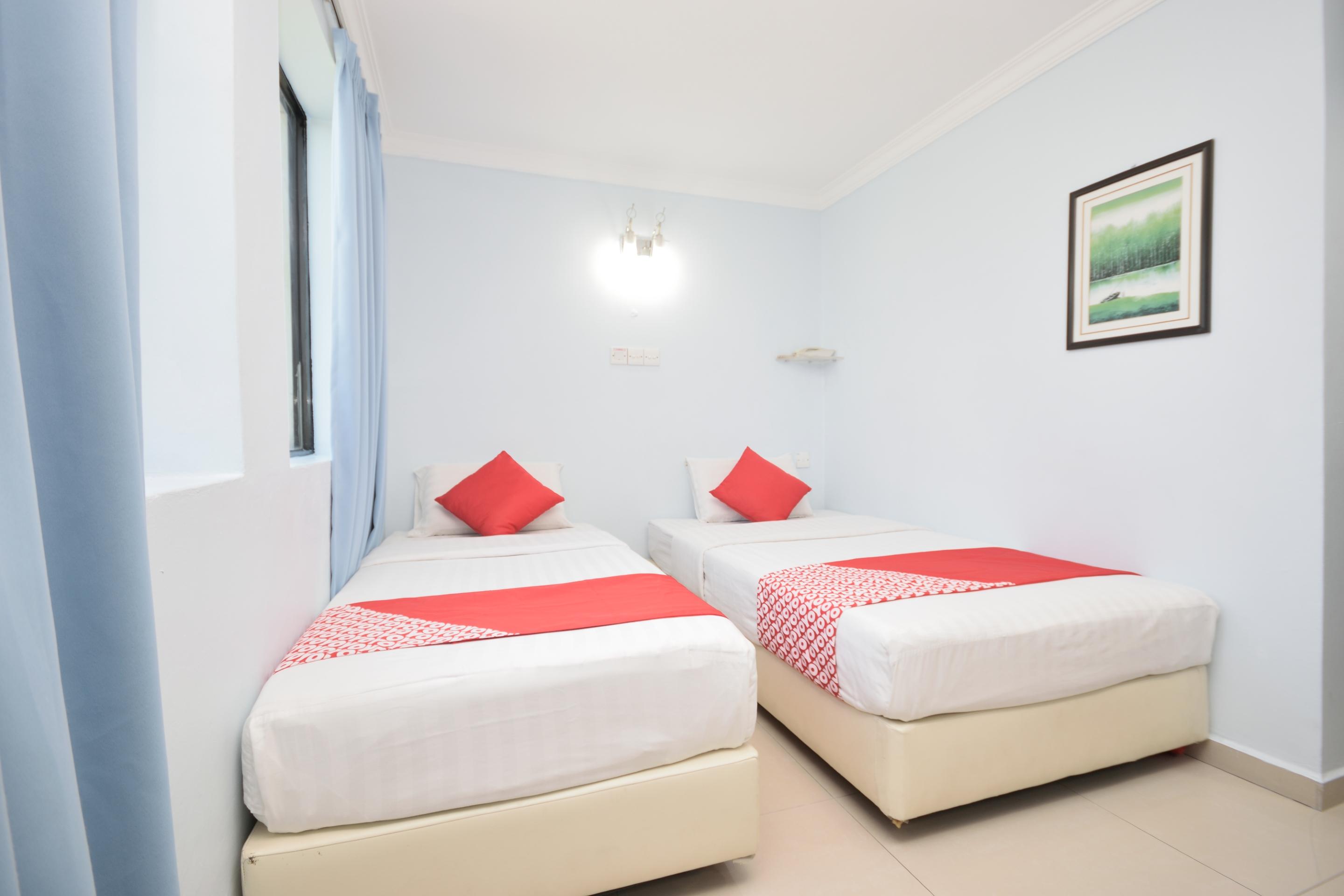 Super Oyo 969 Hotel Pantai View Лабуан Екстер'єр фото