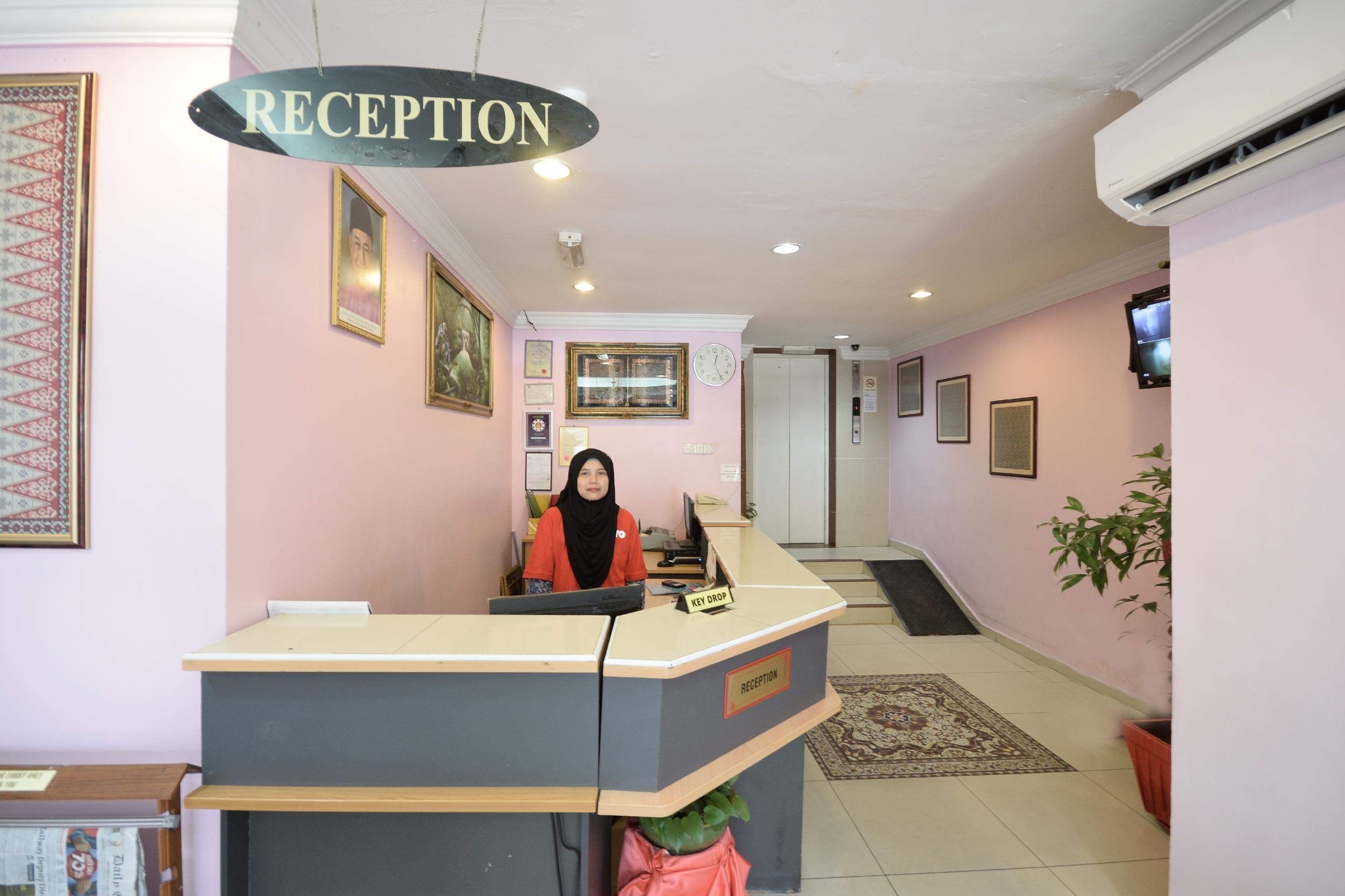 Super Oyo 969 Hotel Pantai View Лабуан Екстер'єр фото